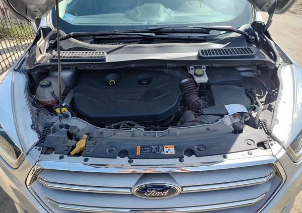 Ford Escape cena 85200 przebieg: 81100, rok produkcji 2019 z Ostróda małe 191